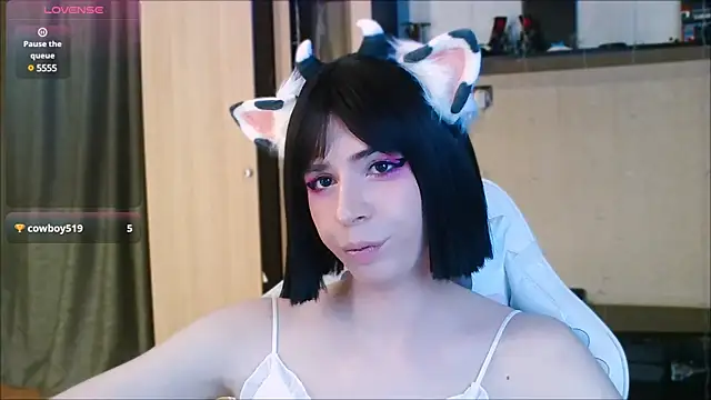 FemAlexa  online show from 22, 1, 2025