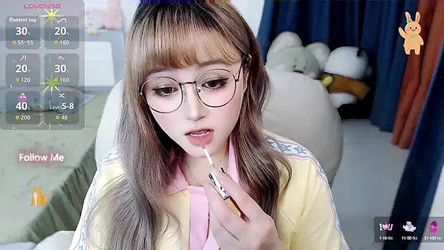 Sweet-18wanwan online show from 10, 9, 2025