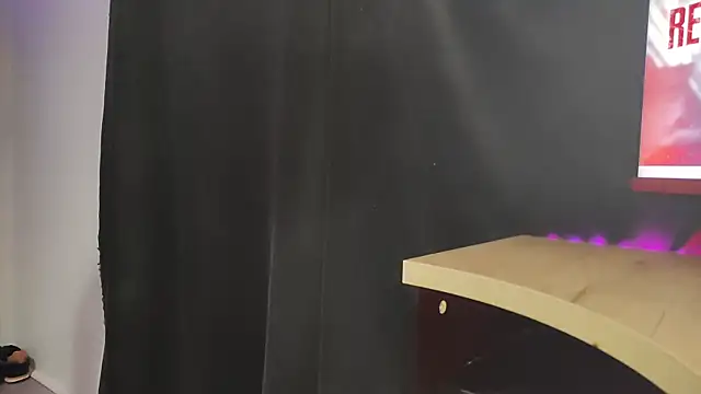 Snapshot of lionel951 chatting on 11, 4, 2026 lionel951 online show from 11, 4, 2026