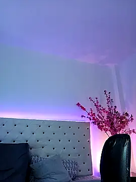 Elektra Queen online show from 19, 2, 2025