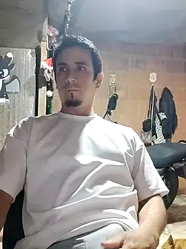 Snapshot of Rejy1992 chatting on 14, 12, 2024 Rejy1992 online show from 14, 12, 2024