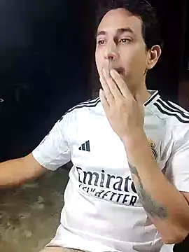 Snapshot of Rejy1992 chatting on 17, 1, 2025 Rejy1992 online show from 17, 1, 2025