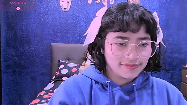 NinaYellow online show from 21, 11, 2025