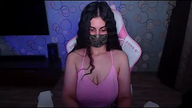   Yasmina   online show from 26, 7, 2026