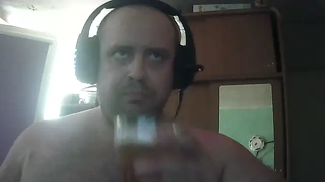 Snapshot of perversalus chatting on 15, 7, 2026 perversalus online show from 15, 7, 2026