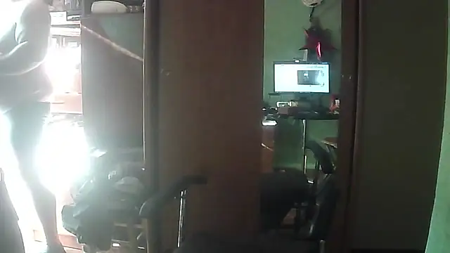Snapshot of perversalus chatting on 17, 7, 2026 perversalus online show from 17, 7, 2026