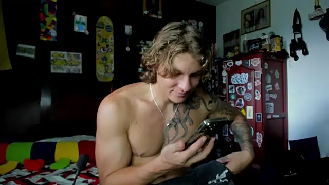 Tom Krakow online show from 24, 10, 2025