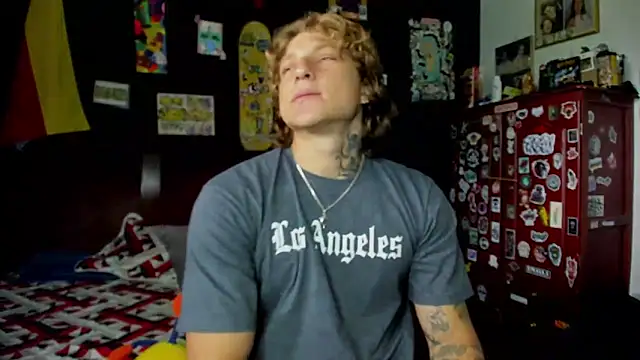 Tom Krakow online show from 28, 10, 2025