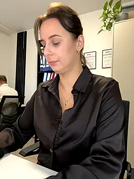 Hii Lolla online show from 29, 10, 2025