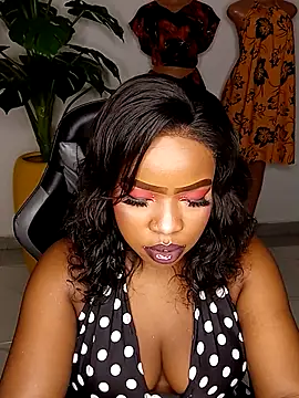 rosey cheeks online show from 29, 4, 2026
