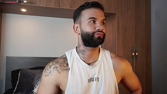 Snapshot of MarkHazze chatting on 15, 9, 2025 MarkHazze online show from 15, 9, 2025