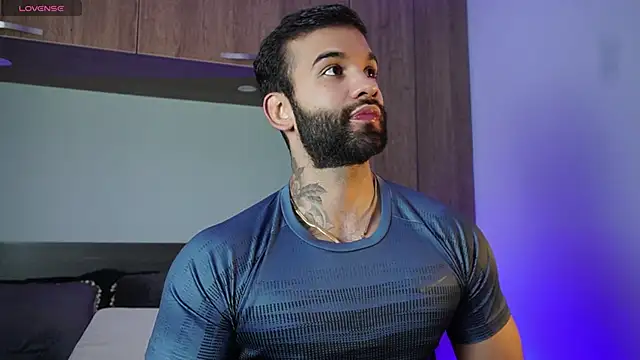 Snapshot of MarkHazze chatting on 21, 10, 2025 MarkHazze online show from 21, 10, 2025