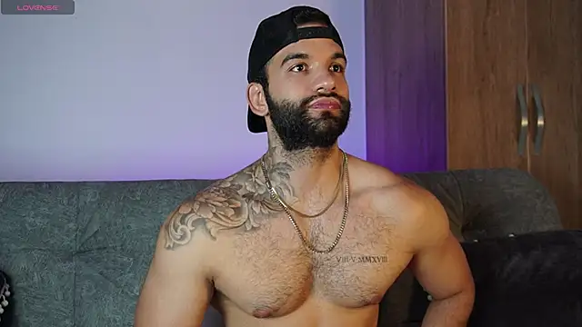 Snapshot of MarkHazze chatting on 28, 10, 2025 MarkHazze online show from 28, 10, 2025