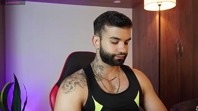 Snapshot of MarkHazze chatting on 14, 11, 2025 MarkHazze online show from 14, 11, 2025