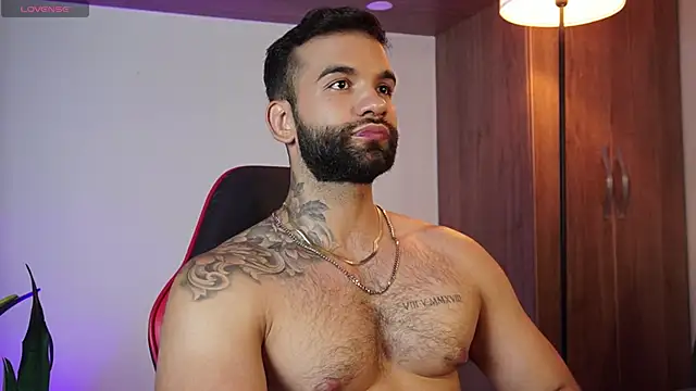 Snapshot of MarkHazze chatting on 15, 11, 2025 MarkHazze online show from 15, 11, 2025