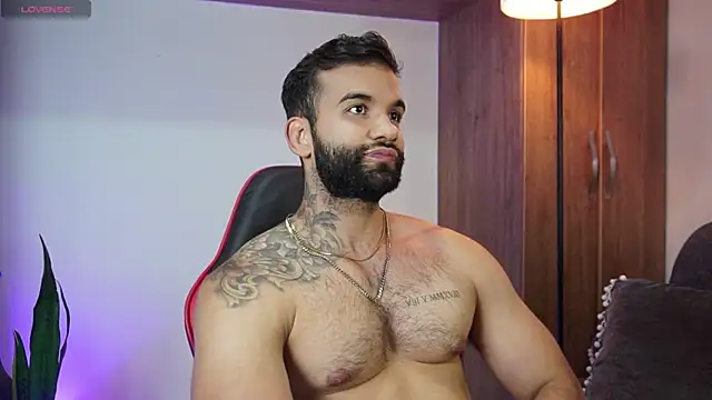 Snapshot of MarkHazze chatting on 20, 11, 2025 MarkHazze online show from 20, 11, 2025