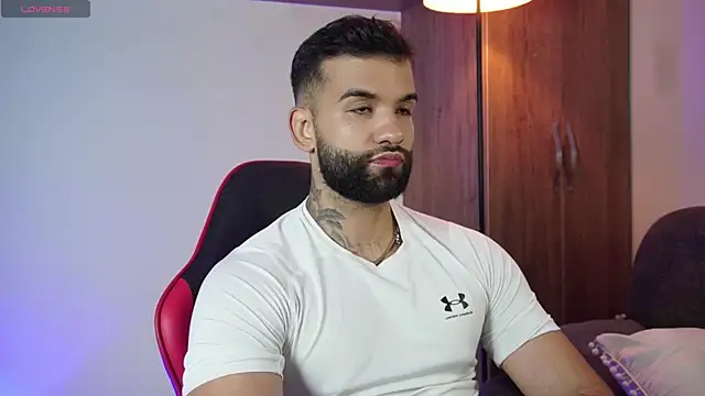 Snapshot of MarkHazze chatting on 24, 11, 2025 MarkHazze online show from 24, 11, 2025