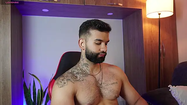 Snapshot of MarkHazze chatting on 26, 11, 2025 MarkHazze online show from 26, 11, 2025