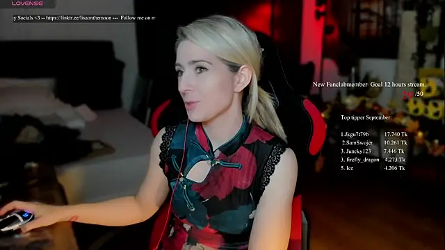 Lisaonthemoon online show from 28, 9, 2025