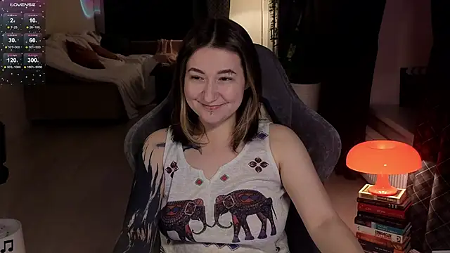 Megan  Hart online show from 8, 2, 2025