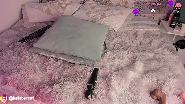 Snapshot of bellaa_becca chatting on 10, 1, 2025 bellaa becca online show from 10, 1, 2025