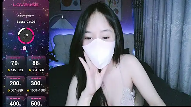  Viviann  online show from 7, 1, 2025