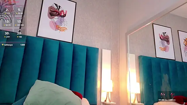 CheneellLorens online show from 5, 2, 2025