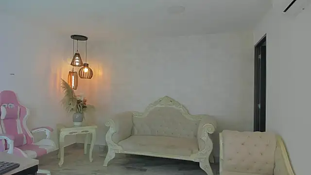 shantallknowless online show from 30, 1, 2025