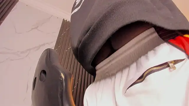 BRYXXXON1 online show from 23, 2, 2025