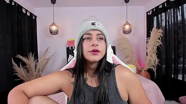 GabyRhodes online show from 17, 3, 2025