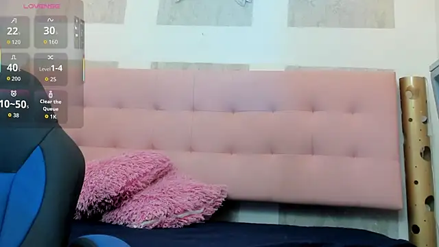 Cloeandtyfanny online show from 24, 9, 2025