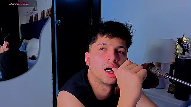 Issac james  online show from 11, 4, 2026