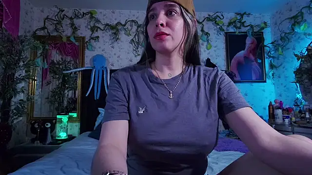 Elizabeth77  online show from 16, 1, 2025