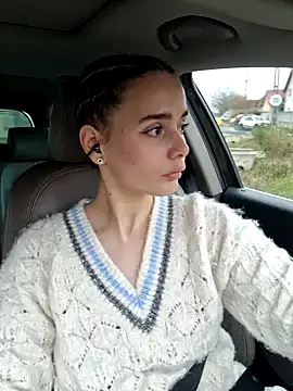 SophieCharm online show from 26, 11, 2025