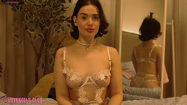 SophieCharm online show from 27, 3, 2026