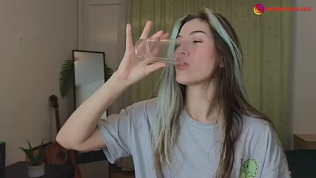 monikavenom online show from 2, 2, 2025