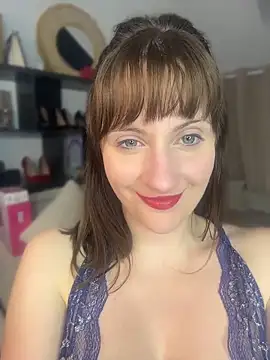 victoirenextdoor online show from 9, 4, 2026