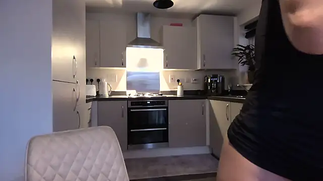 SweetMonicaUK online show from 24, 11, 2025