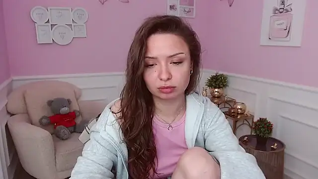 LucySkilar online show from 15, 5, 2026