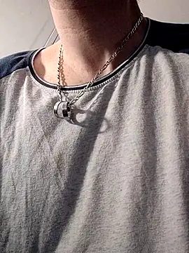 Snapshot of kinkicamsex chatting on 18, 3, 2025 kinkicamsex online show from 18, 3, 2025