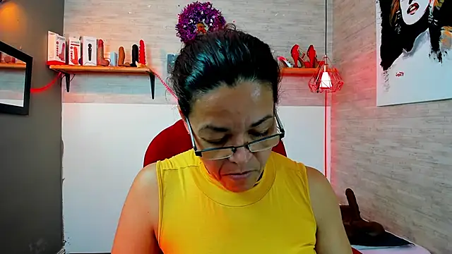 Snapshot of MaturePure chatting on 18, 12, 2025 MaturePure online show from 18, 12, 2025