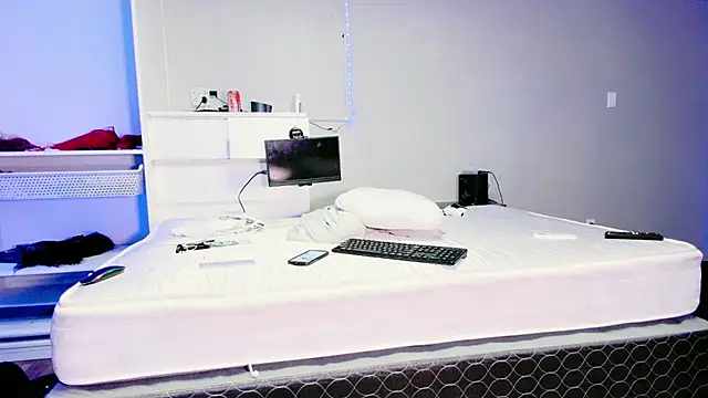 THICKwithDICKK online show from 22, 3, 2025