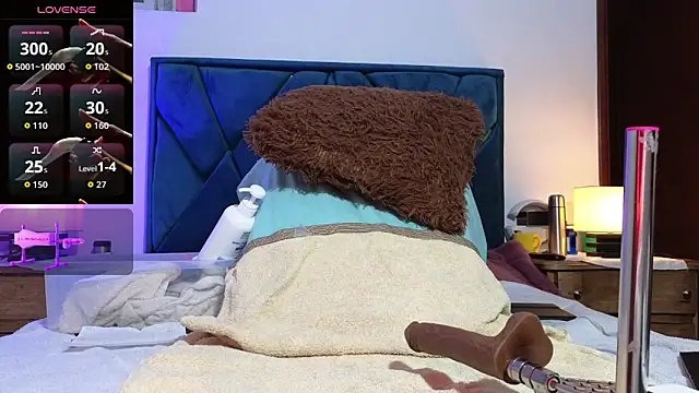 Snapshot of antonellagold43 chatting on 15, 11, 2025 antonellagold43 online show from 15, 11, 2025