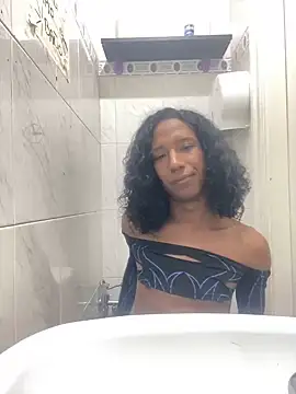 Snapshot of tamarabigass1 chatting on 25, 2, 2025 tamarabigass1 online show from 25, 2, 2025