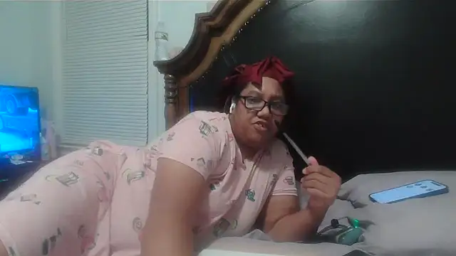 ebonyred online show from 16, 10, 2025