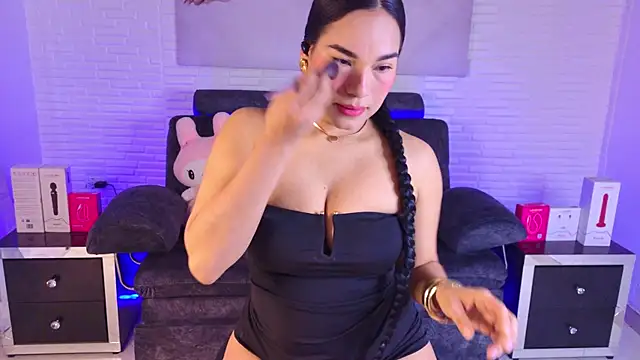 Snapshot of Lolitta_xxx chatting on 7, 7, 2026 Lolitta xxx online show from 7, 7, 2026