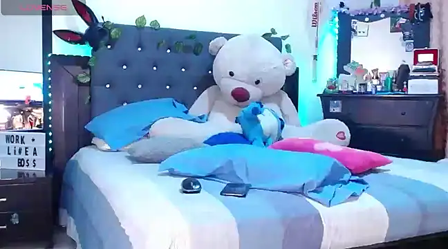 Pocahontaslovex online show from 7, 3, 2025