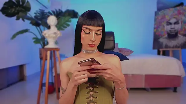 Taylor  foxxx online show from 18, 2, 2025