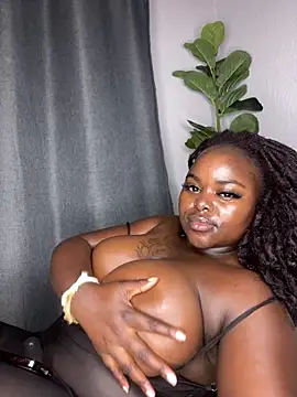 Honeycoco0211 online show from 5, 10, 2025