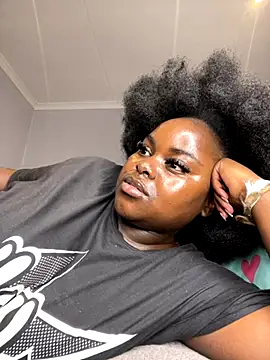 Honeycoco0211 online show from 4, 12, 2025